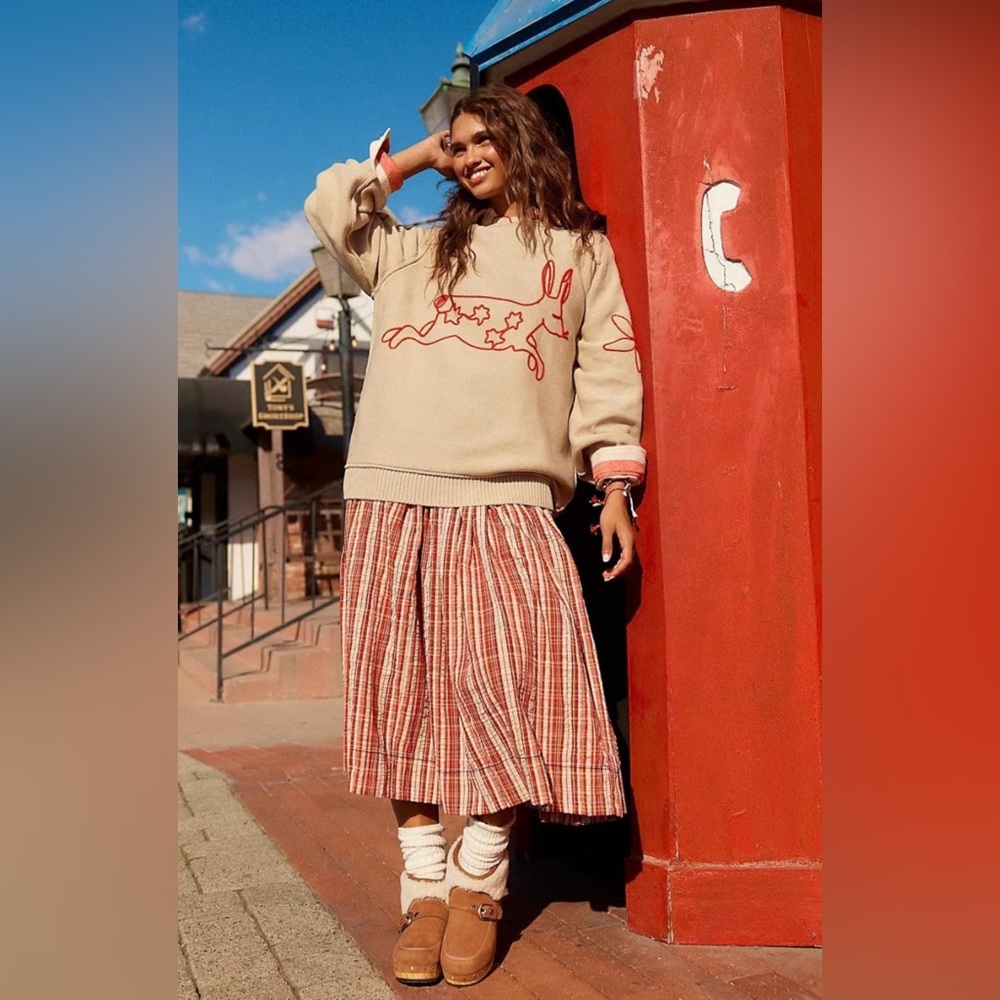 Free People We The Free Graphic Crewneck Sweater Embroidered Bunny Size … - Picture 2 of 15